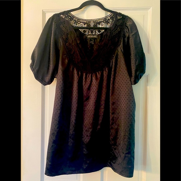 Lane Bryant Swiss Dot and Lace in Black 🖤 - Picture 1 of 5